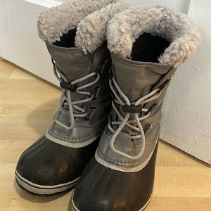 Sorel kids boots